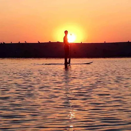 בית נופש Beachliving איזמוריס
